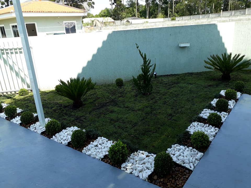 Equipe de jardinagem profissional em Curitiba